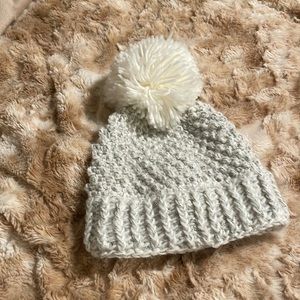 White winter hat